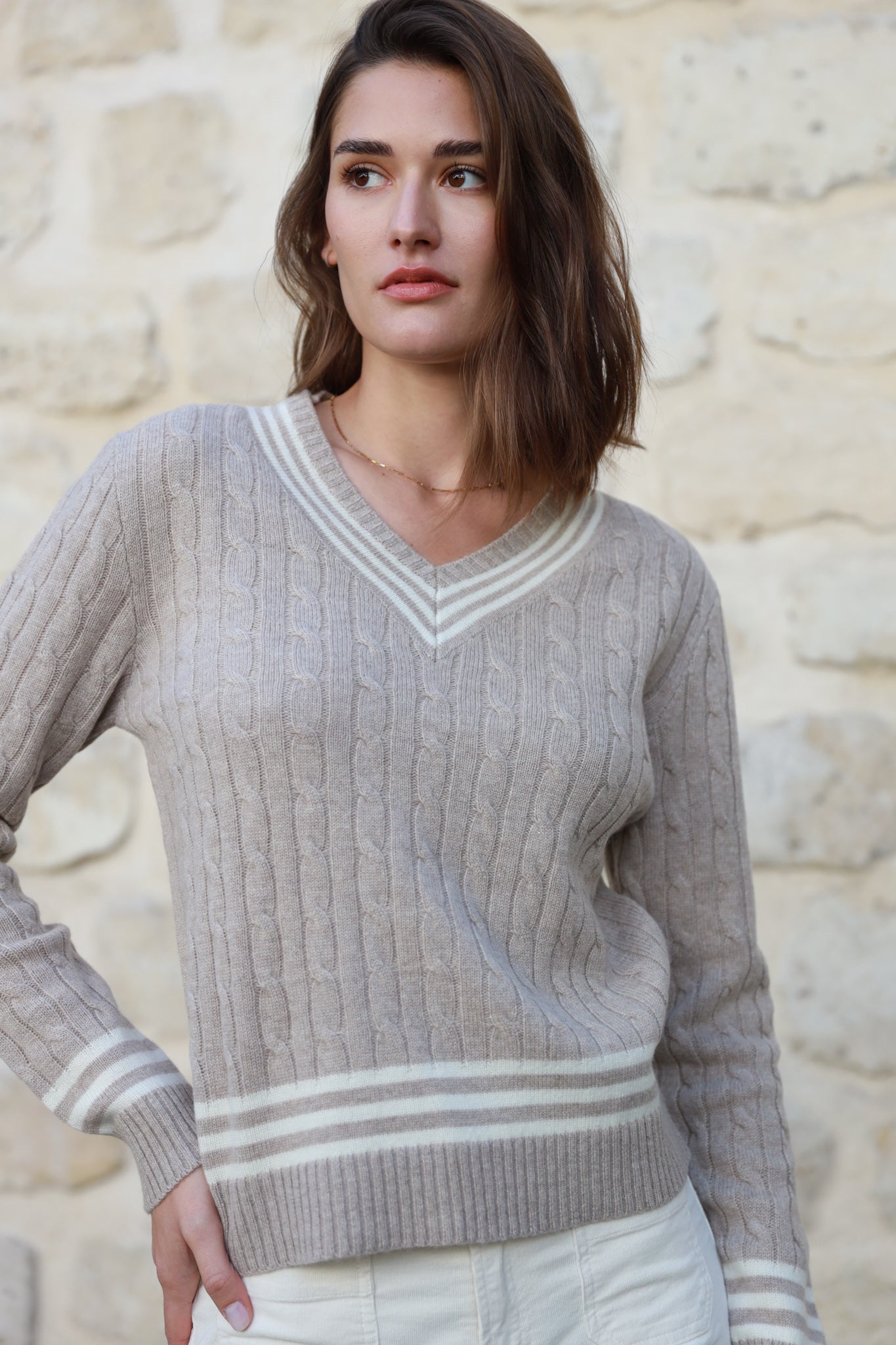 Maeva V neck sweater in wool and cashmere Beige