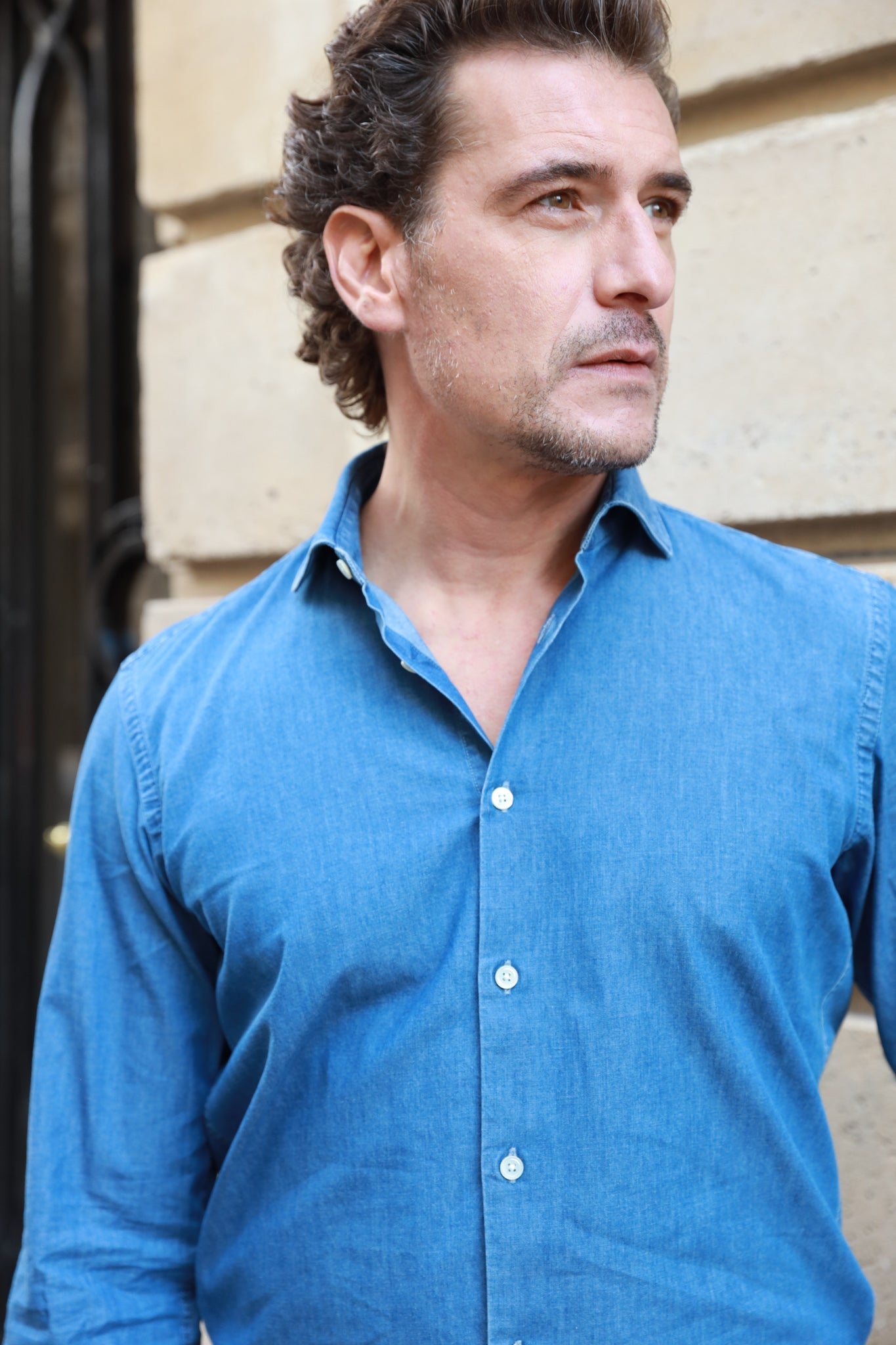 Chemise Calvin col italien en jean - Bleu moyen-CHEMISE HOMME-Curling-Paris