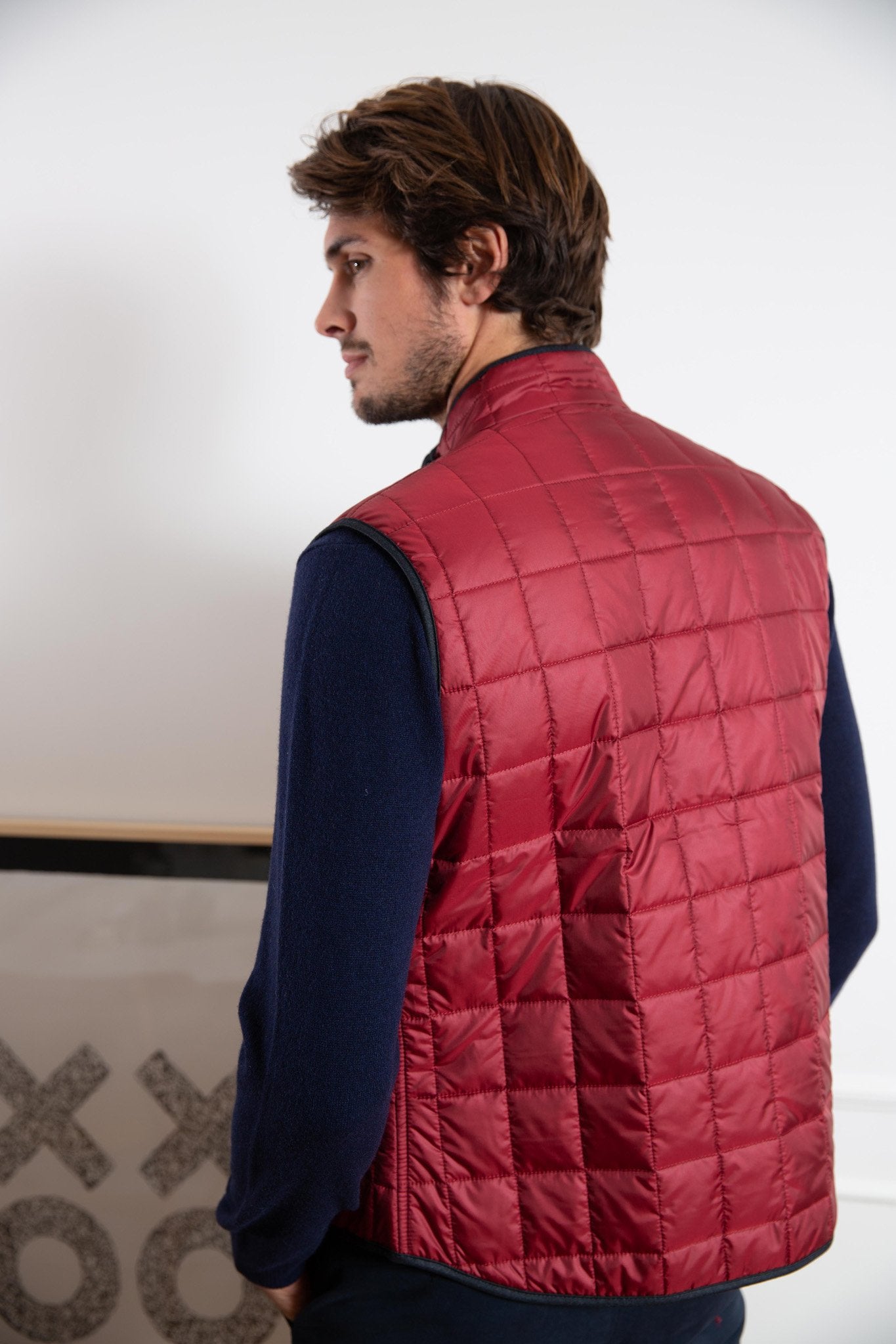 Gilet sans hotsell manche rouge homme