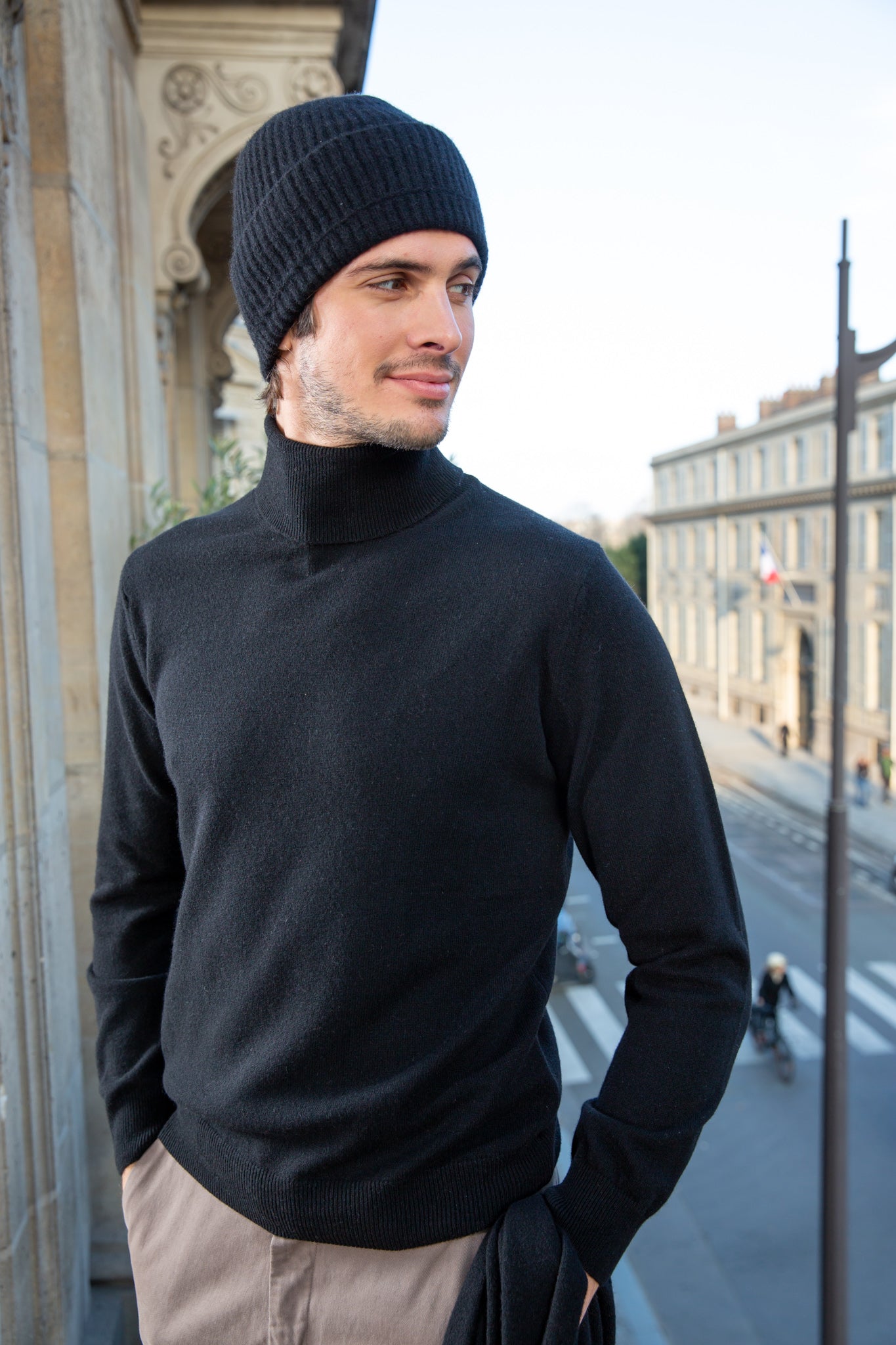 Mens black turtleneck hot sale cashmere sweater